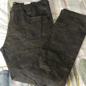 ENCRYPTED JEANS